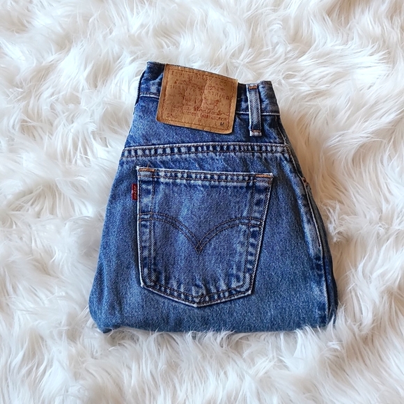 VINTAGE LEVI'S 550'S TAPERED LEG JEANS ~🎊HP🎊 - Picture 2 of 12